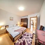Myplace за отдих Pamporovo